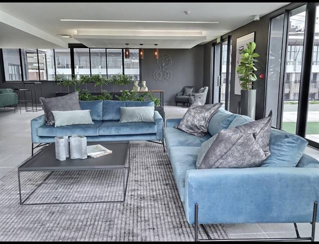 1 BEDROOM APARTMENT FOR SALE IN SANDOWN